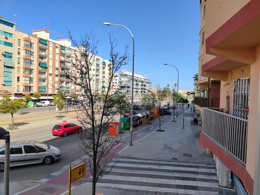 Piso Cerca Universidades Y Playa فالنسيا المظهر الخارجي الصورة